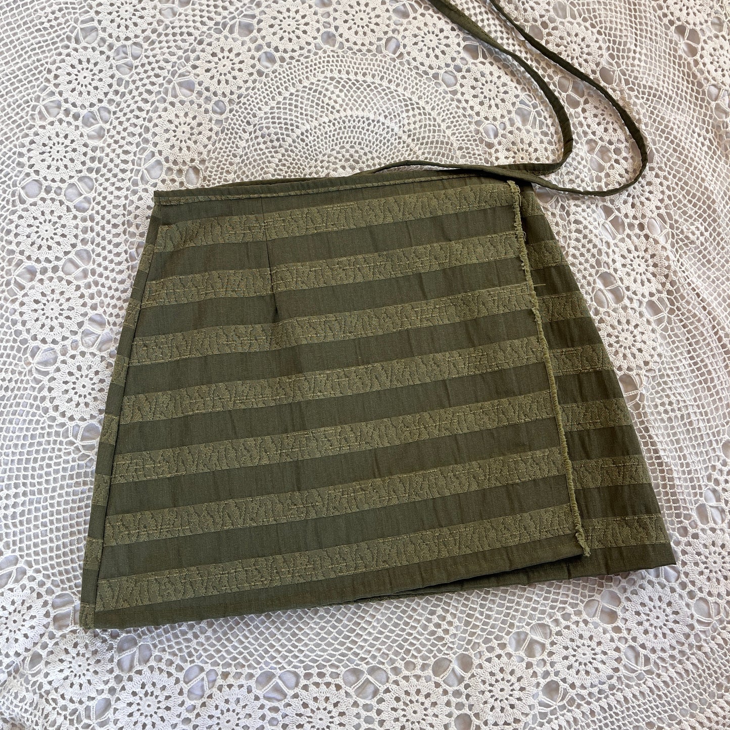 ˚₊✩‧₊green stripe wrap skirt ˚₊✩‧₊