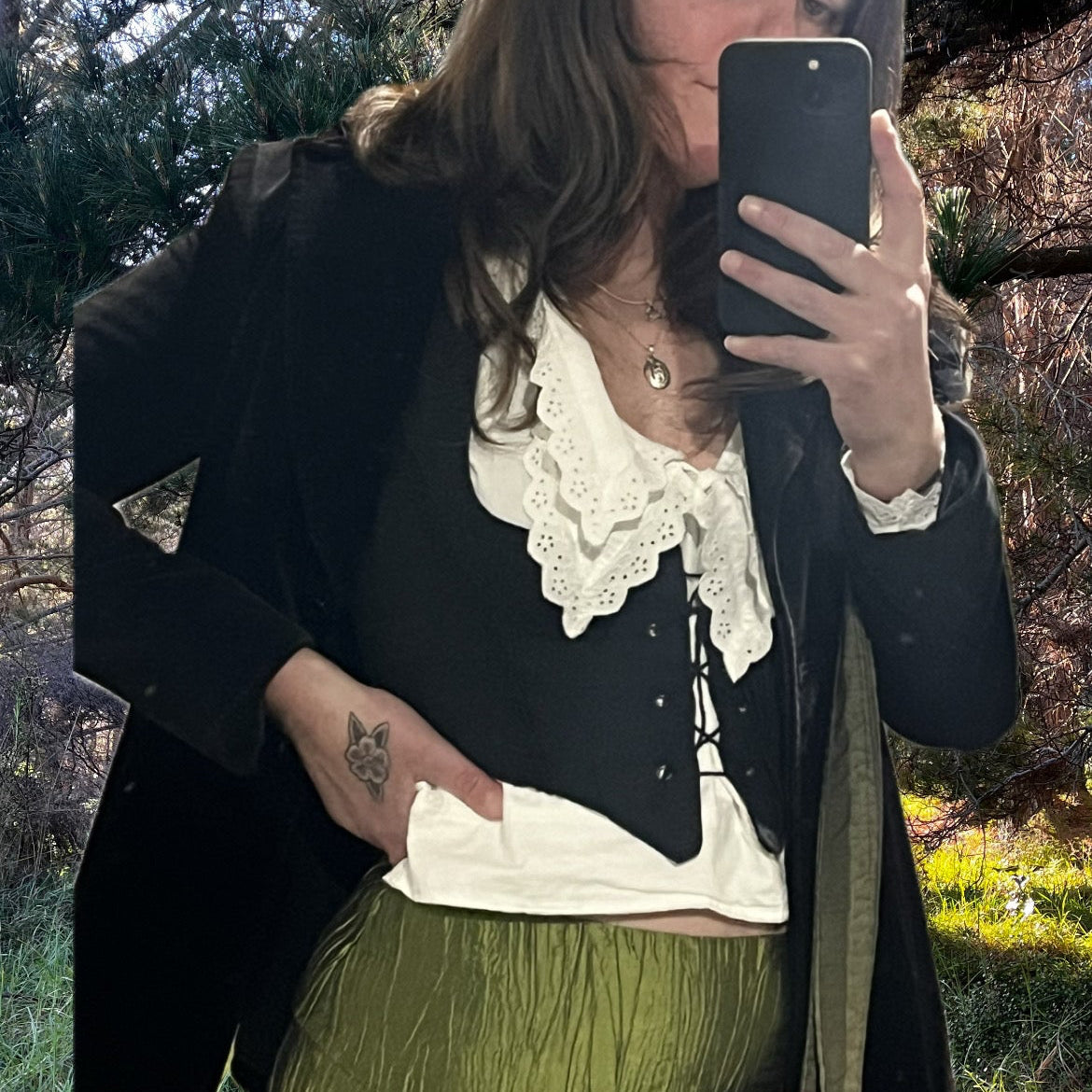 𝔓𝔦𝔯𝔞𝔱𝔢𝔰 𝔅𝔬𝔲𝔫𝔱𝔶 underbust