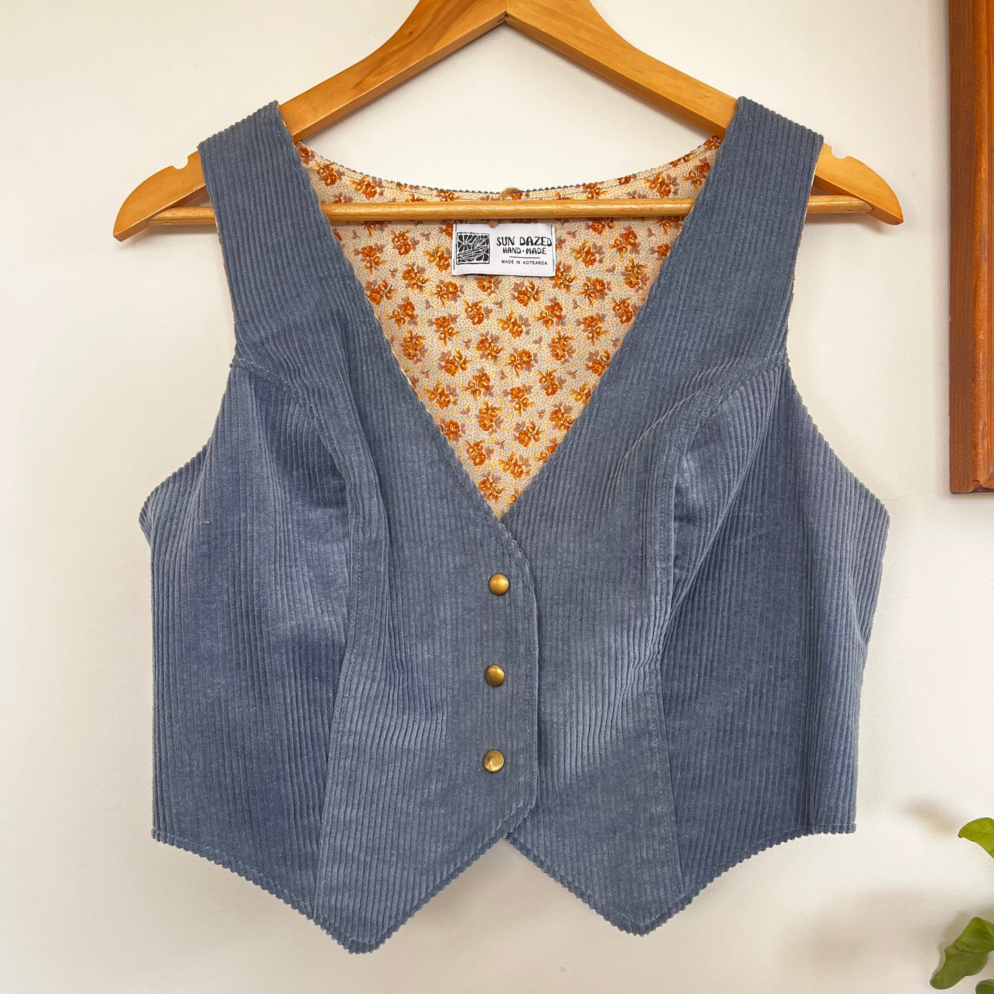 ₊✩‧₊˚blue corduroy vest˚₊✩‧₊