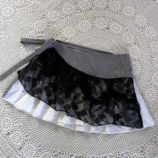 ⋆ ˚｡⋆୨୧˚beetlejus 𝔉𝔞𝔦𝔯𝔶 wrap skirt˚୨୧⋆｡˚ ⋆