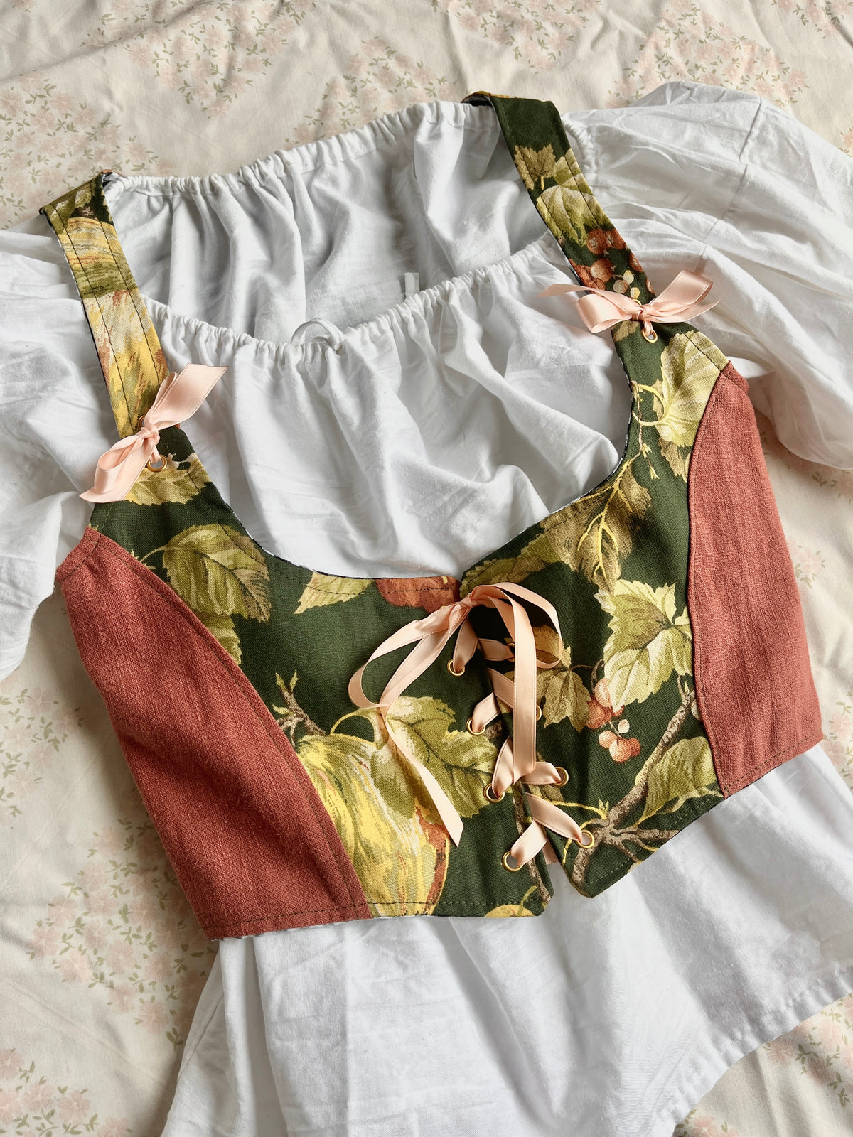 Fae ⋆⊱༻𖥸༺⊰⋆ Underbust Vest